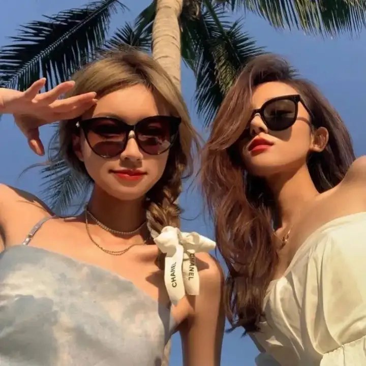 星期五俱乐部之荆棘之恋